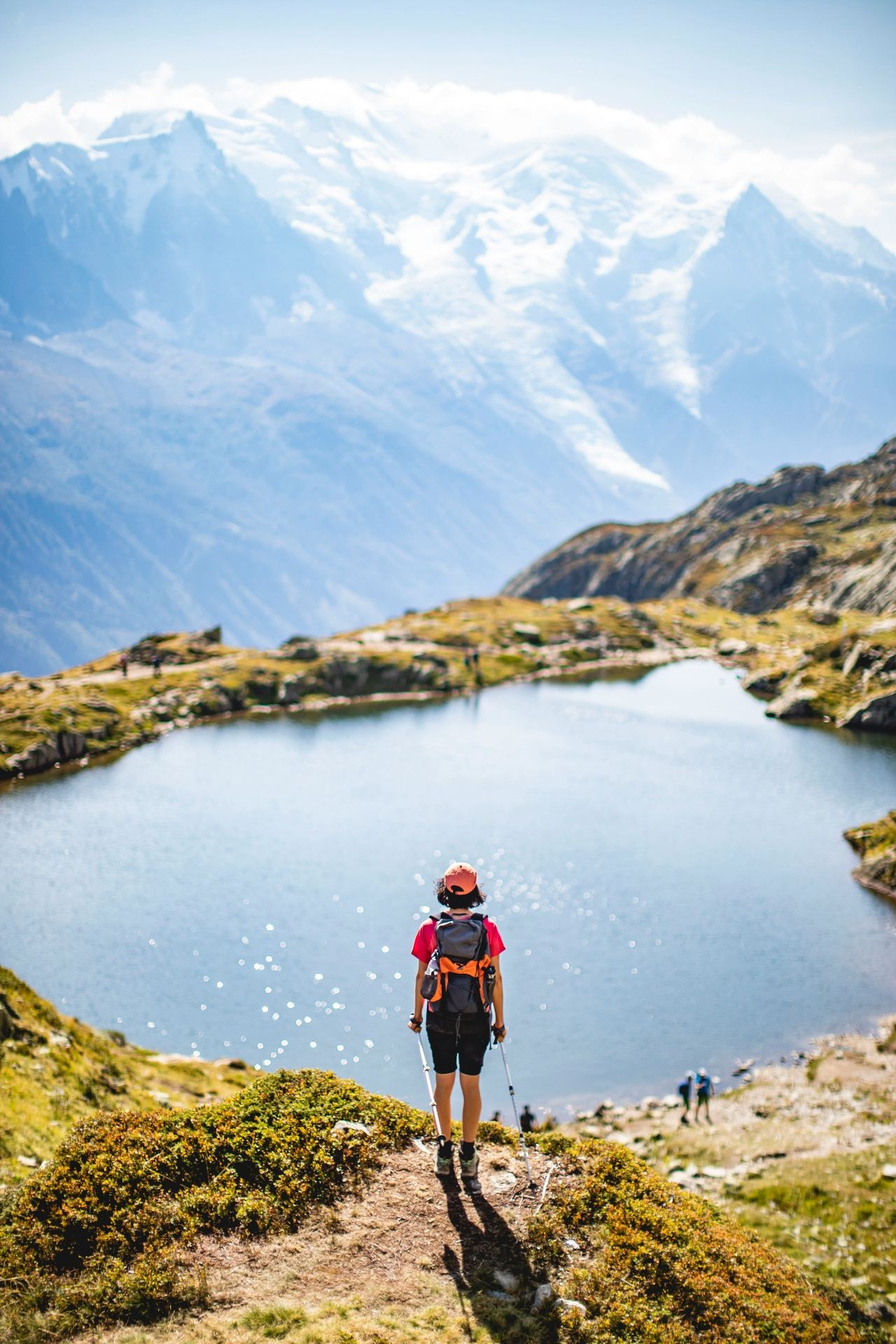 Sentier d'alpage face au Mont-Blanc